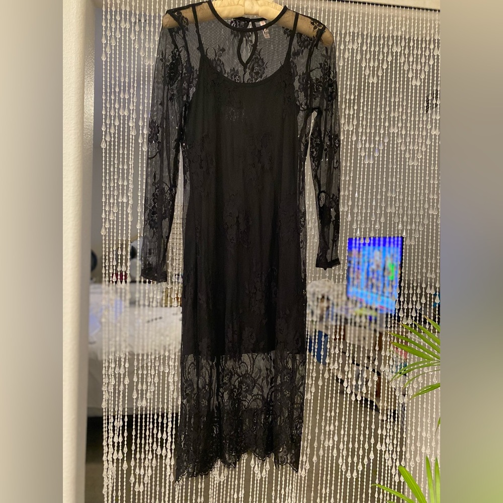 XHILARATION LACE LINED DRESS